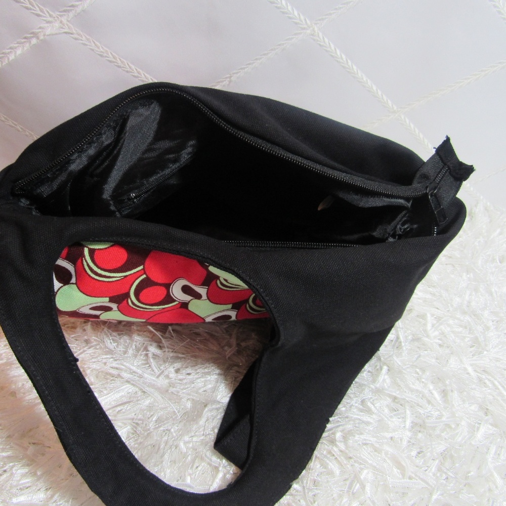 Super Cute Travel Bag - Picture 3 of 5